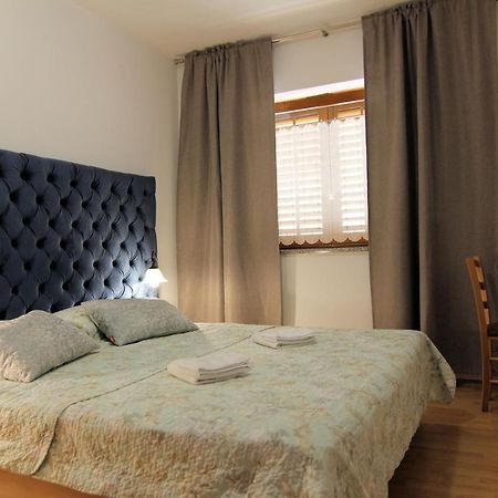 Apartmani Villa Kalinic 니바이스 외부 사진