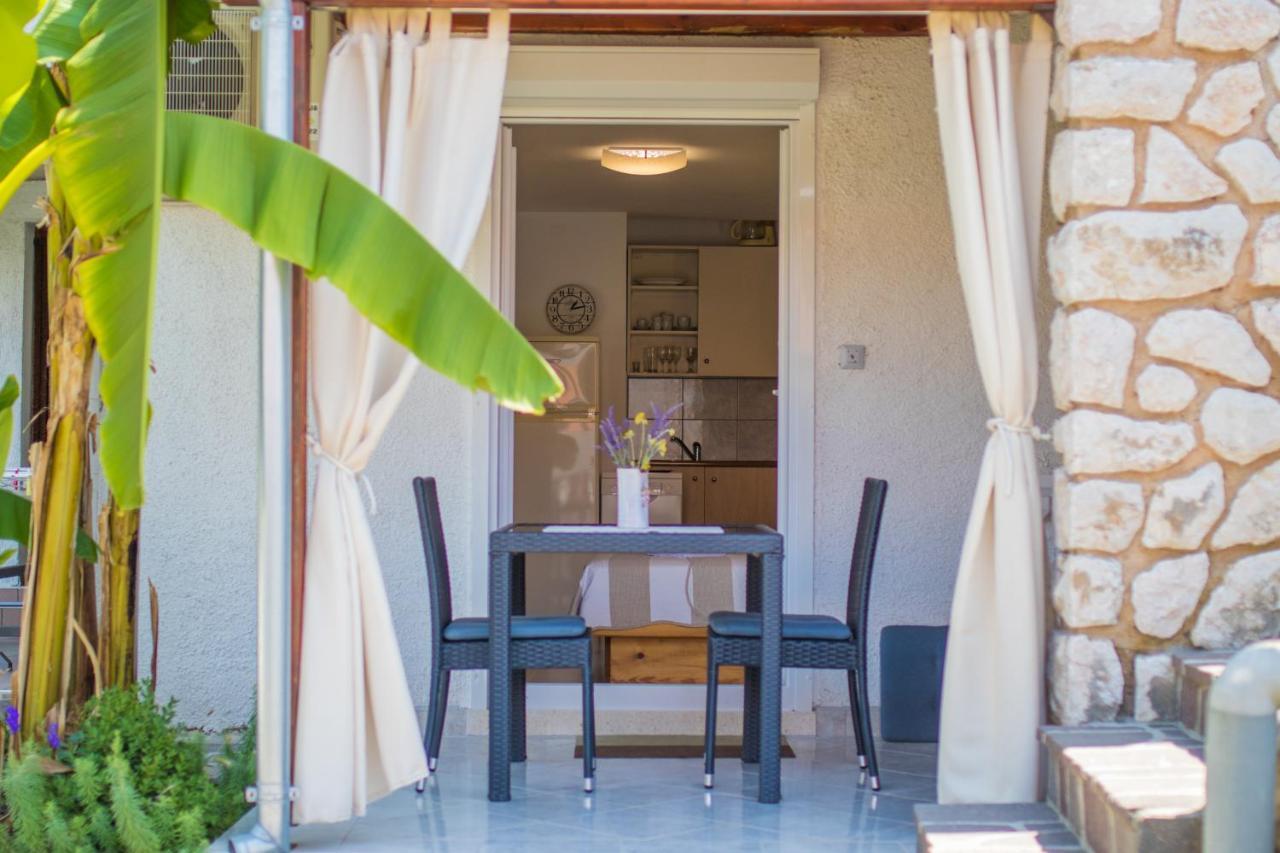 Apartmani Villa Kalinic 니바이스 외부 사진