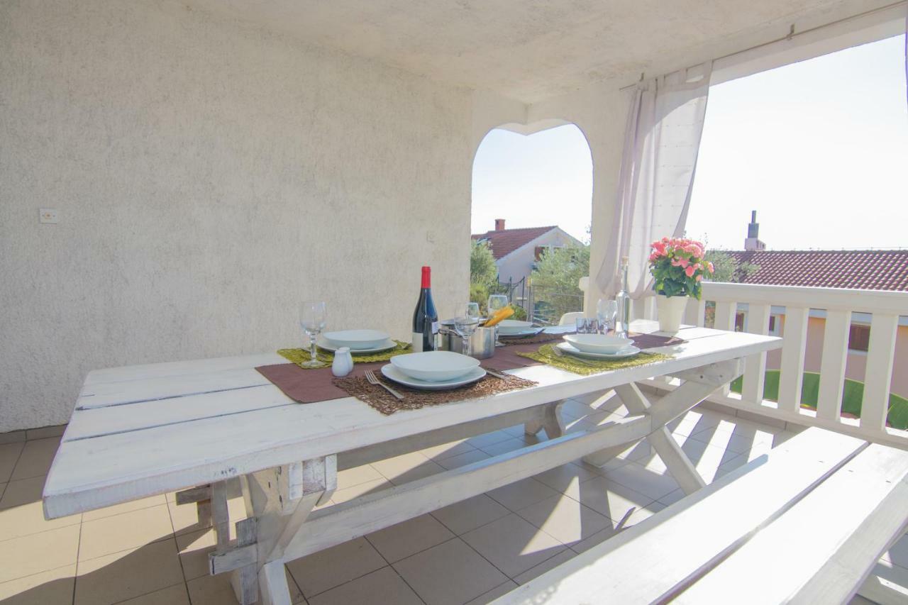 Apartmani Villa Kalinic 니바이스 외부 사진